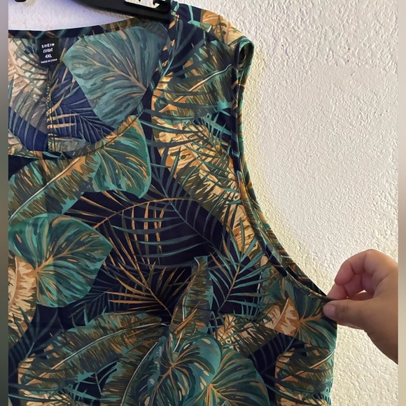 🆕 Shein Boho Tropical Plant Print Round Neck Sleeveless Short Casual Dress 4X🆕 - Picture 4 of 9